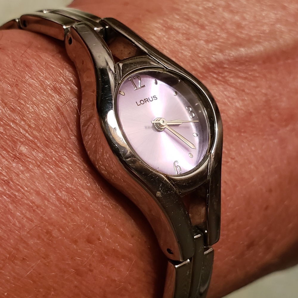 Lorus Watch - image 6